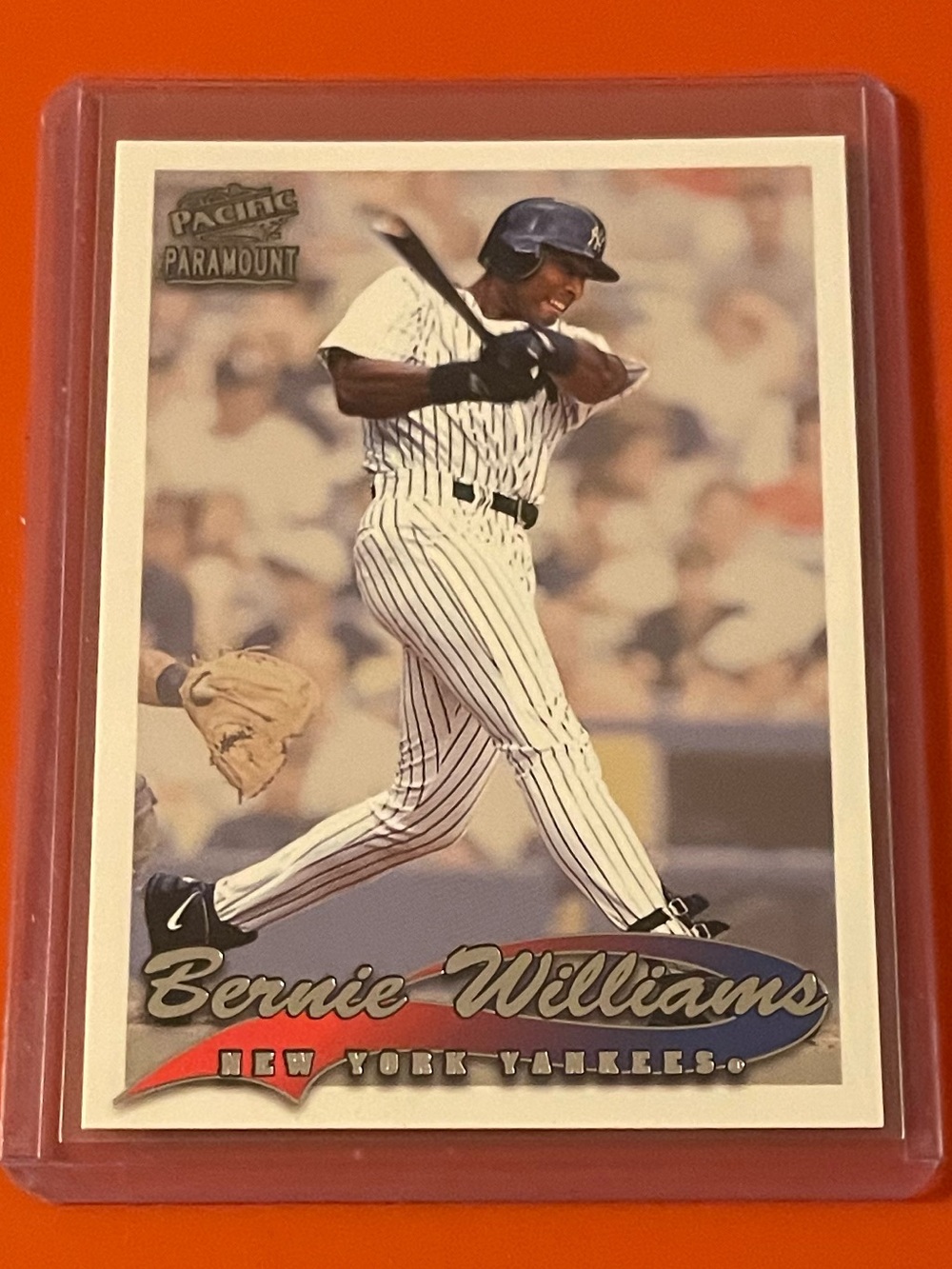 Bernie Williams #167 1998 Pacific Paramount Baseball Trading Card